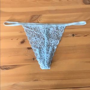 NWT Victoria’s Secret Blue Lace V-String Panty